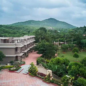 Araliayas & Udaipur